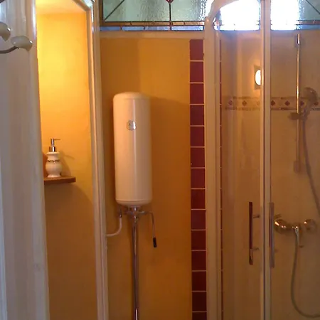 Le Petit Quernon Анже