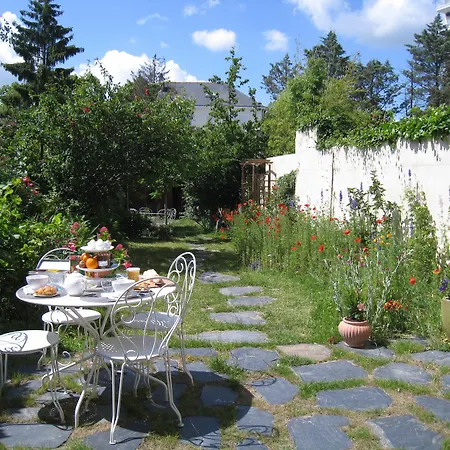 Le Petit Quernon 3* Анже