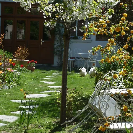 Le Petit Quernon فندق مبيت وإفطار أنجير