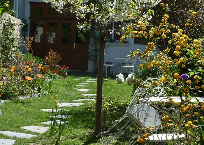 Le Petit Quernon Bed & Breakfast Angers